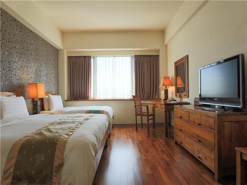 Yentai Hotel Magong Exterior foto